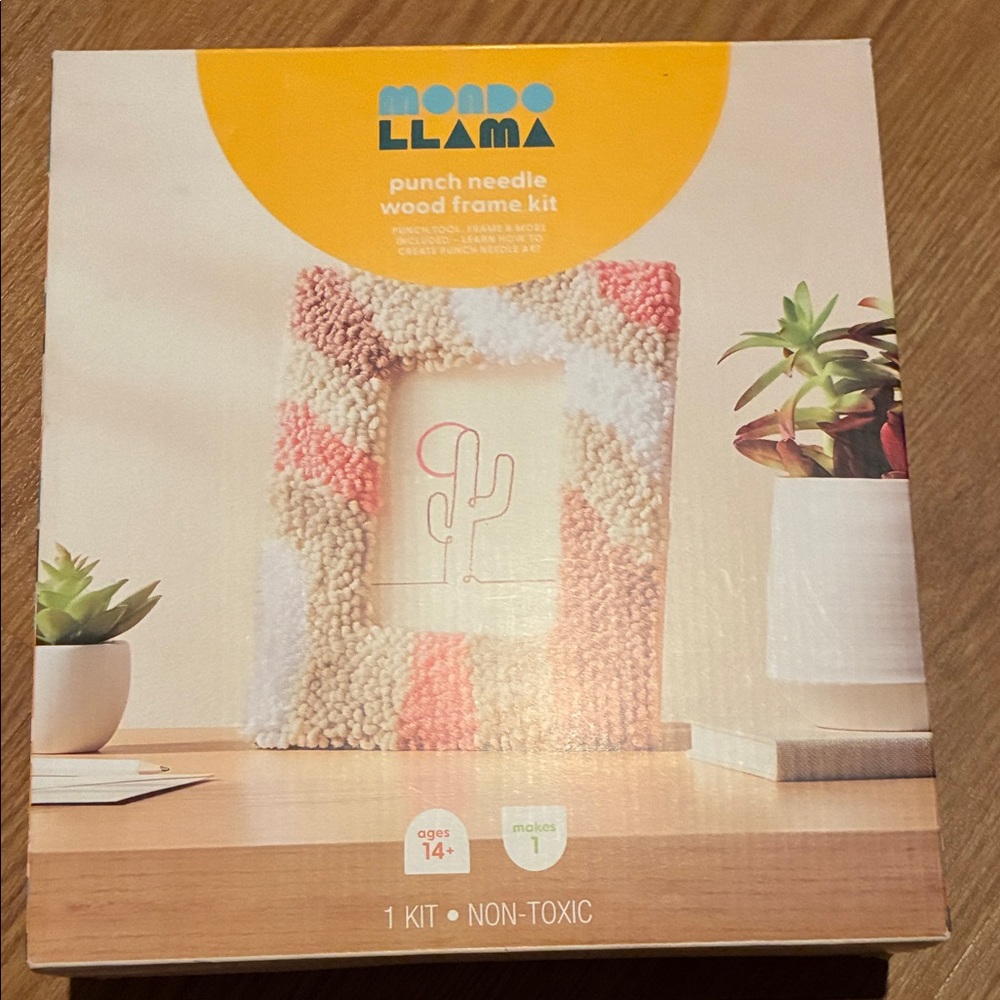 Mondo Llama Punch Needle Wood Frame Kit — Pink & Cream